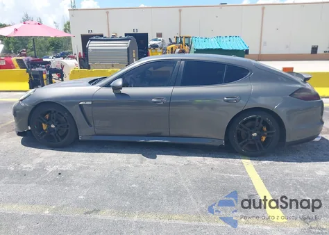 2013 Porsche Panamera 4 z USA, uszkodzony, nr VIN WP0AA2A71DL010212